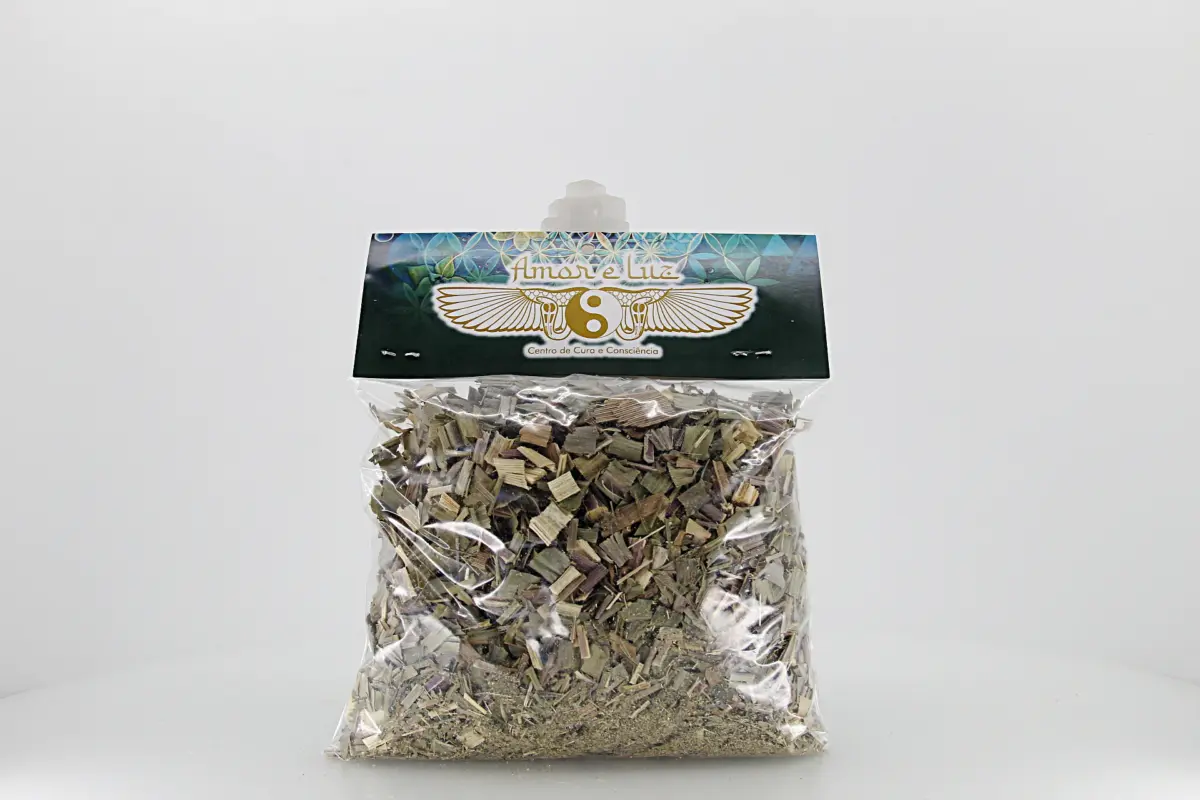 A cana-do-brejo é uma planta natural tradicionalmente utilizada em práticas medicinais e espirituais.