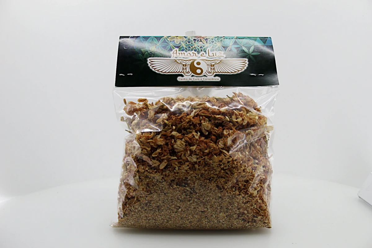 O jasmim é uma planta perfumada com propriedades medicinais e e energeticas