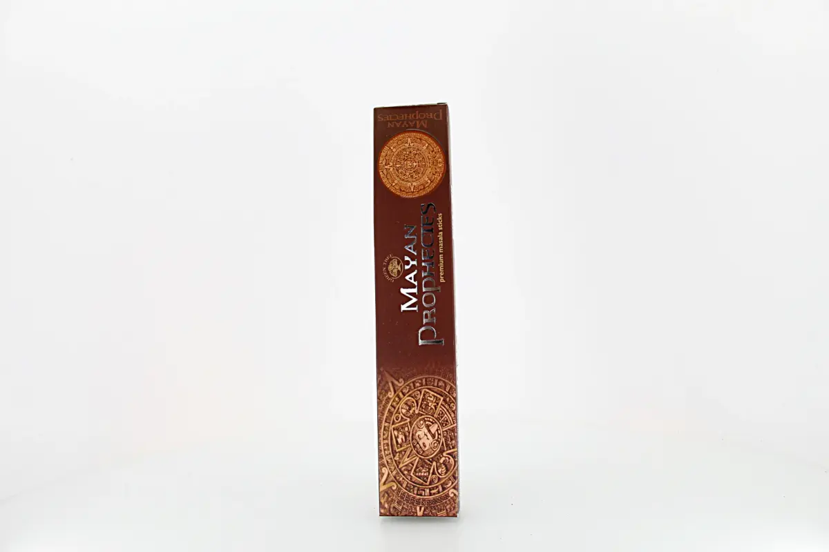 O incenso Green Tree Profecias Maias é originário da Índia e produzido com ingredientes 100% naturais. Enrolado à mão