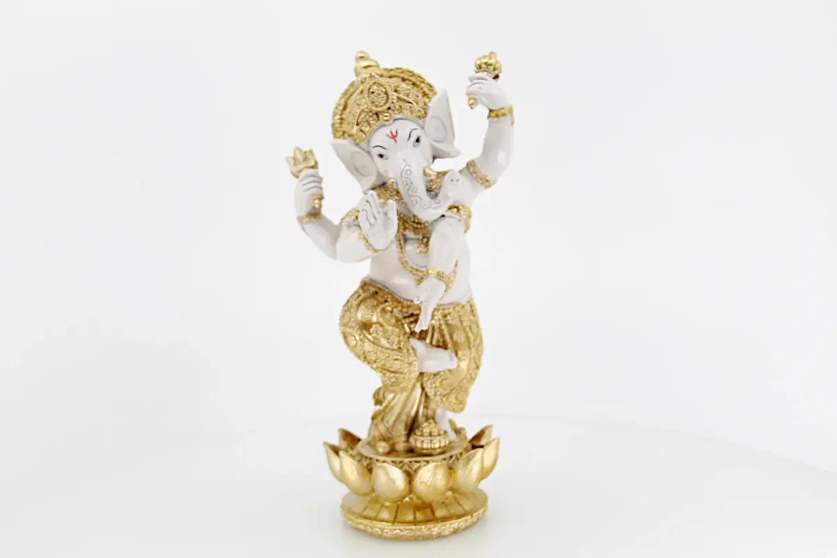 Ganesha une espiritualidade e elegância na decoração.