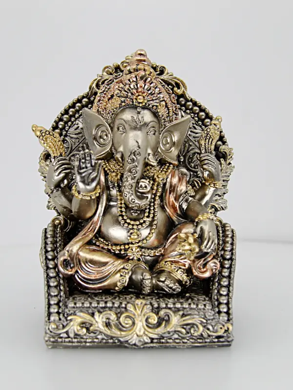 Ganesha une espiritualidade e elegância na decoração.