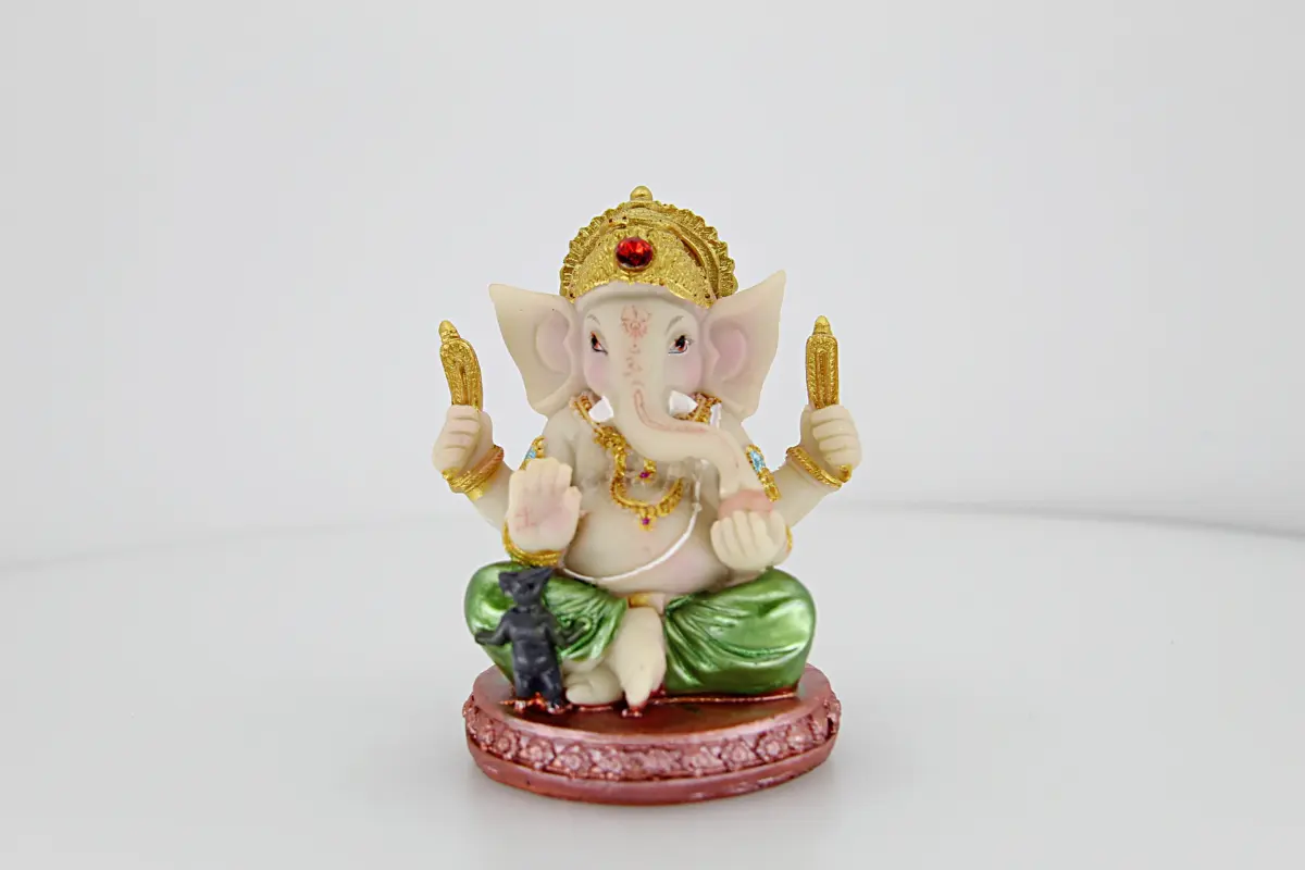 Ganesha une espiritualidade e elegância na decoração.
