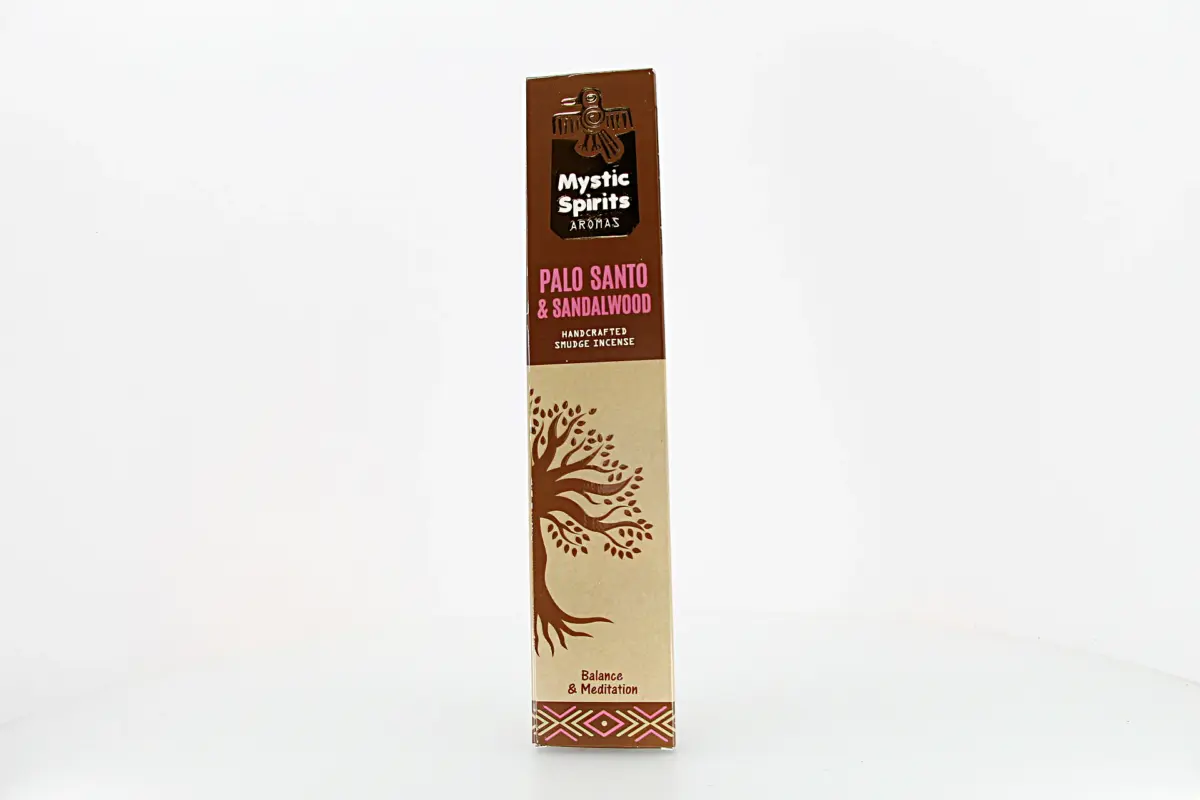Contém lascas naturais de Pau Santo