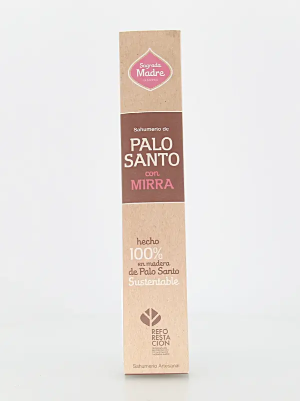 O incenso Madre Terra Pau Santo & Mirra possui um aroma envolvente e natural