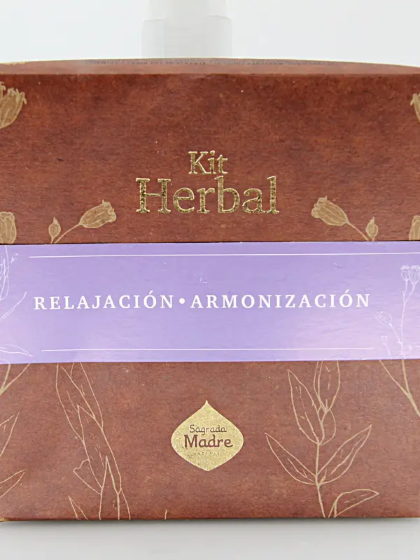 O Kit Herbal Harmonia reúne uma seleção de ervas naturais tradicionalmente utilizadas para purificação energética