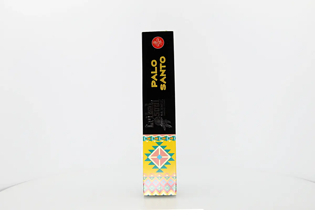 O incenso Tribal Soul Pau Santo é elaborado com ingredientes naturais