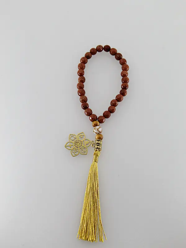 Um japamala é um cordão de contas utilizado na meditação