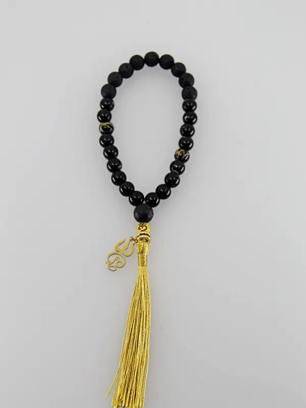 Um japamala é um cordão de contas utilizado na meditação