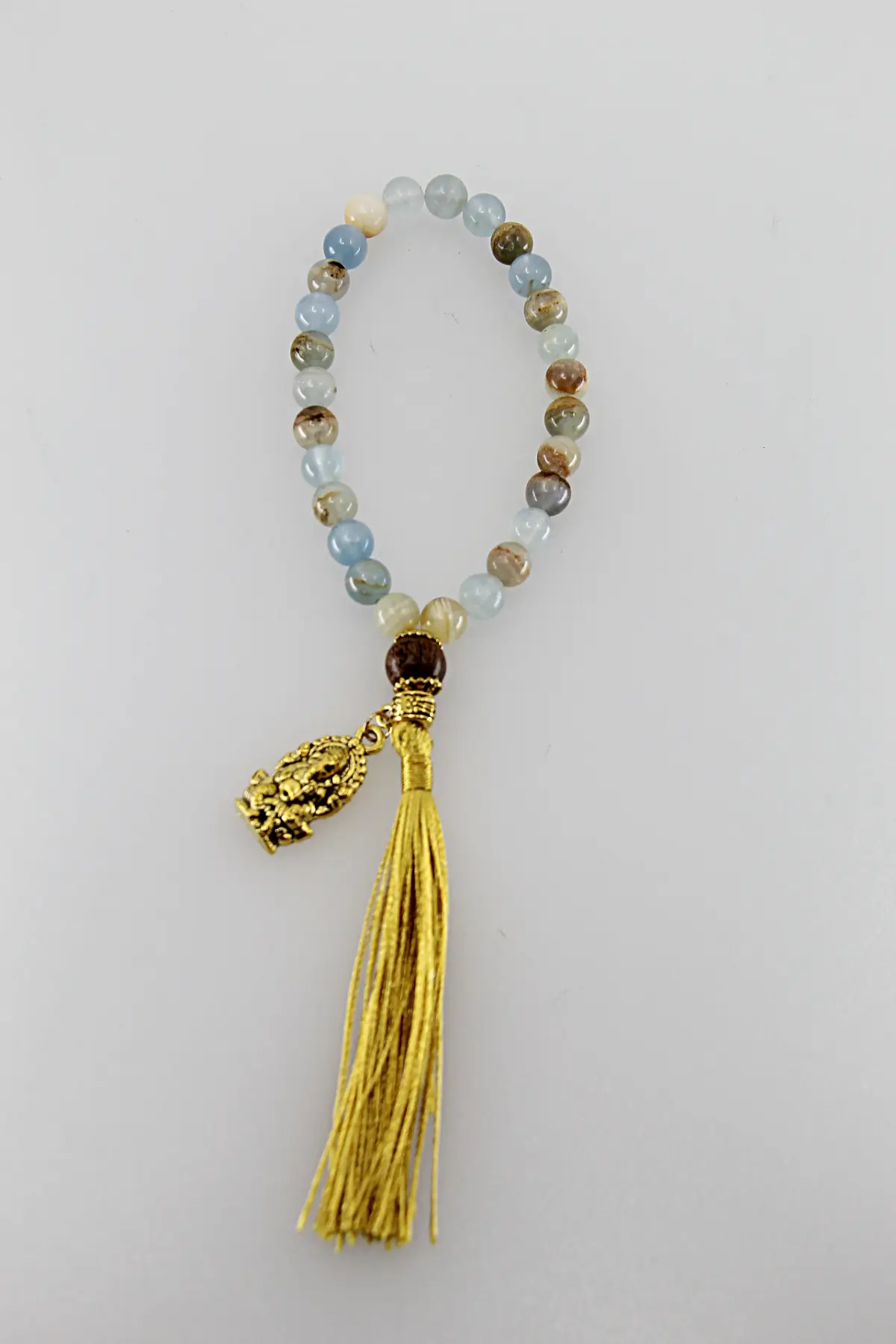 Um japamala é um cordão de contas utilizado na meditação