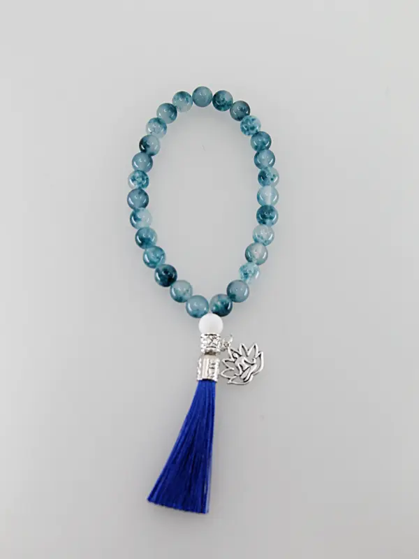 Um japamala é um cordão de contas utilizado na meditação