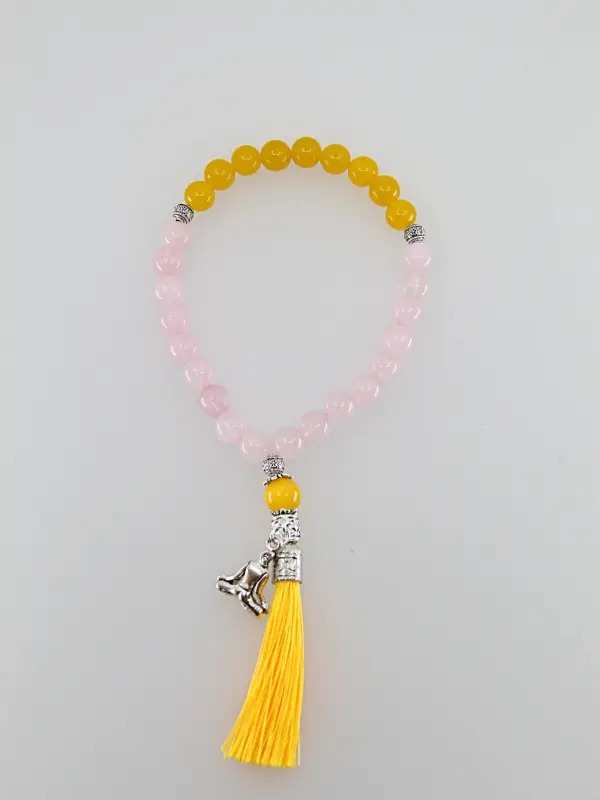 Um japamala é um cordão de contas utilizado na meditação