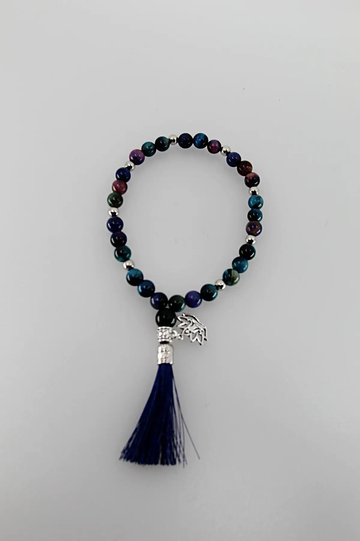 Um japamala é um cordão de contas utilizado na meditação
