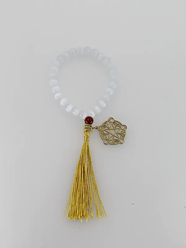 Um japamala é um cordão de contas utilizado na meditação