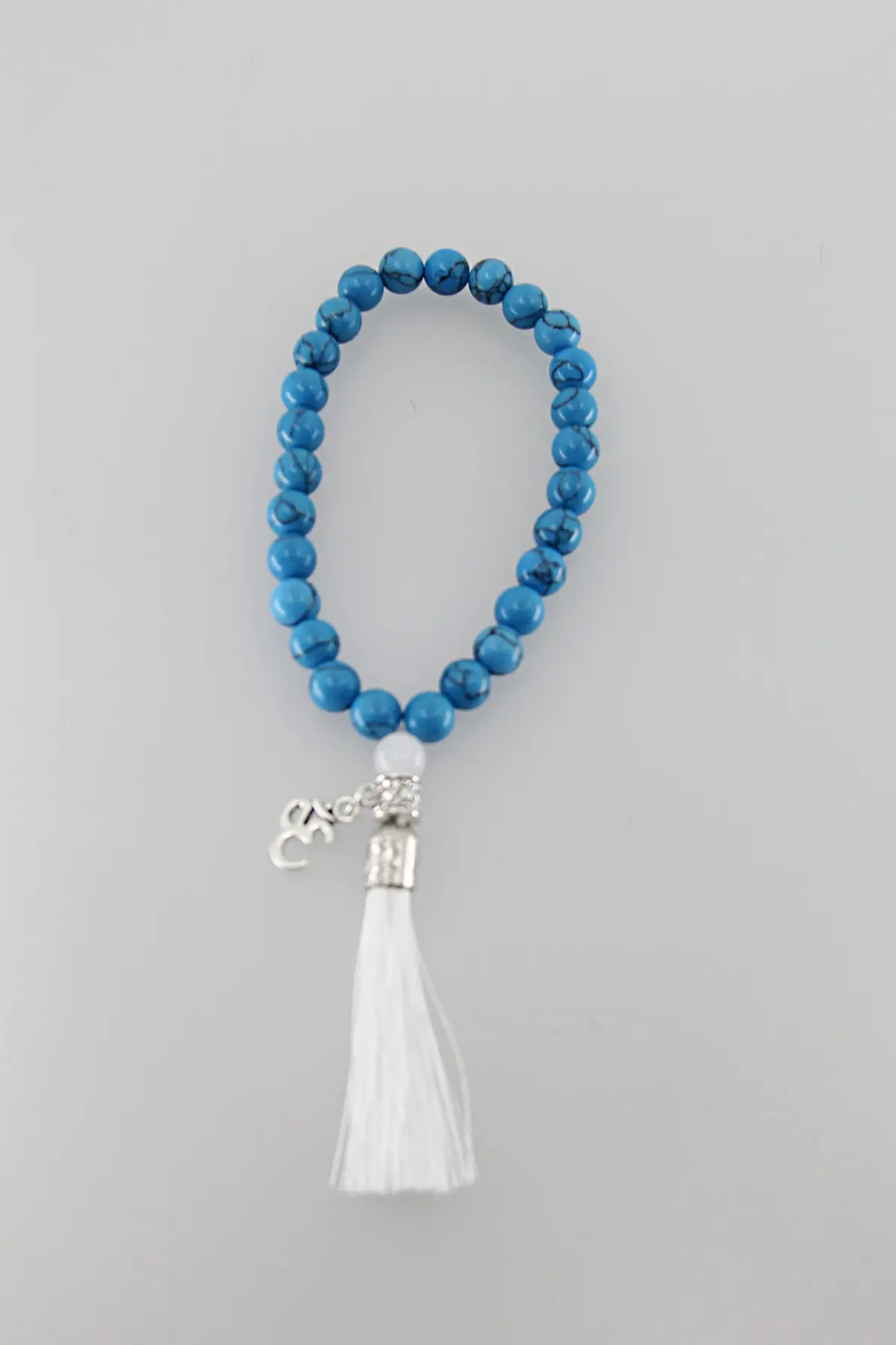 Um japamala é um cordão de contas utilizado na meditação