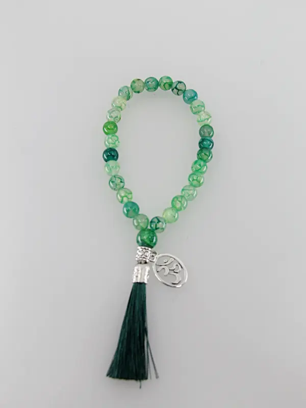 Um japamala é um cordão de contas utilizado na meditação