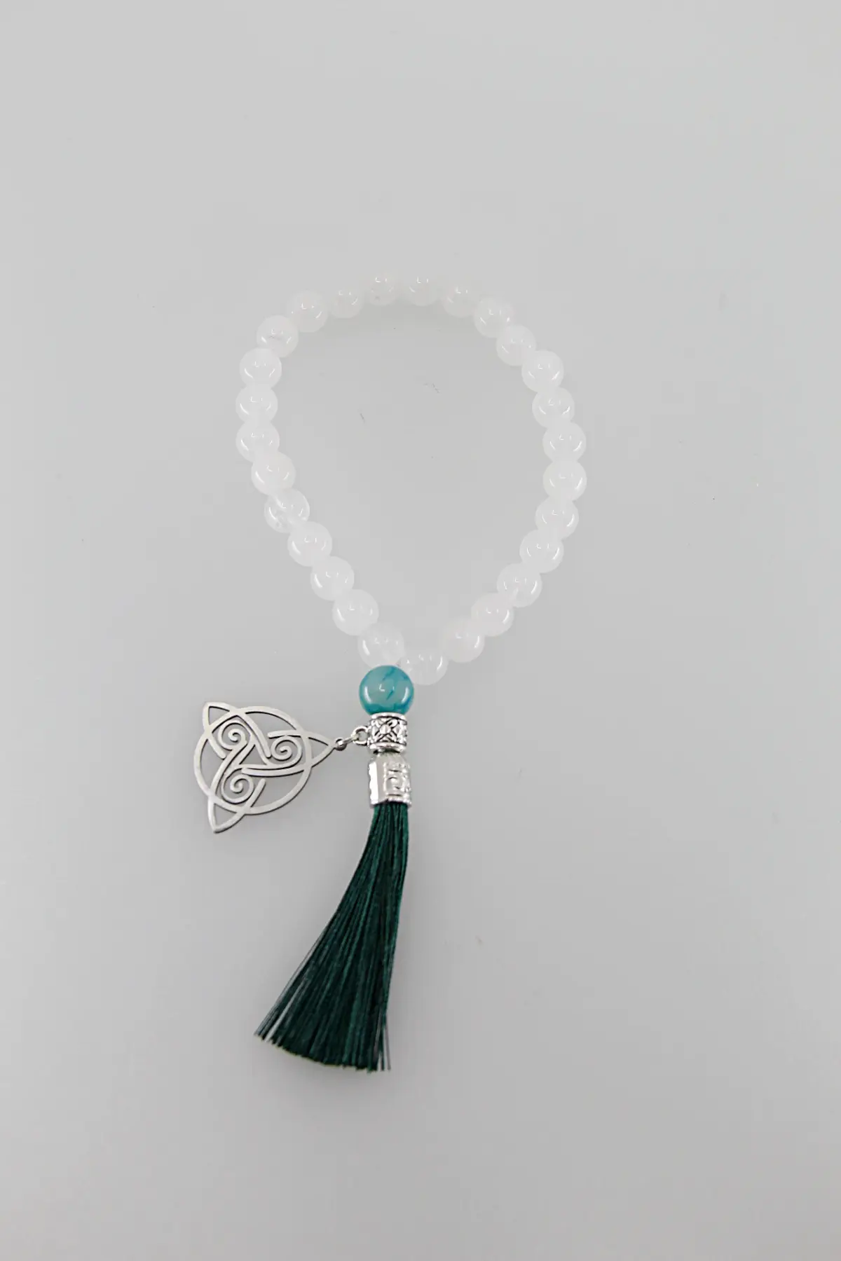 Um japamala é um cordão de contas utilizado na meditação