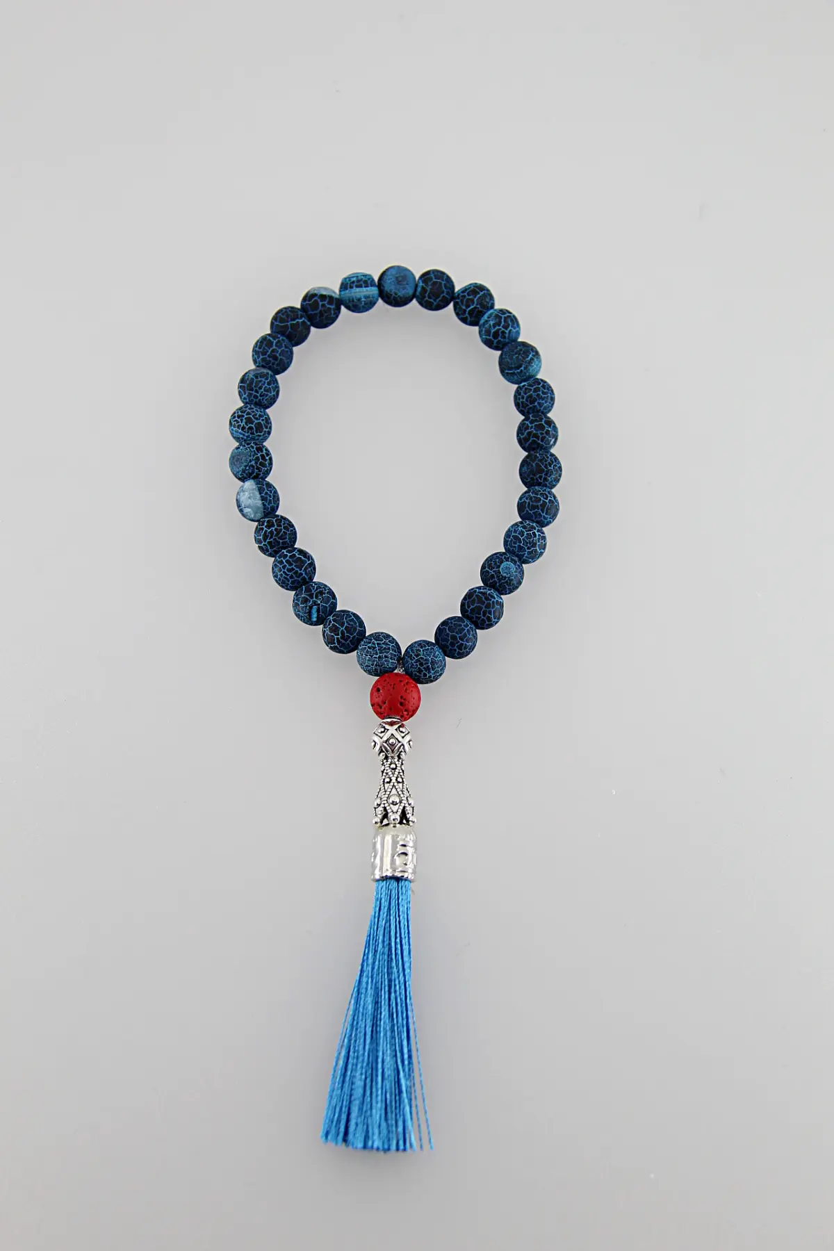 Um japamala é um cordão de contas utilizado na meditação